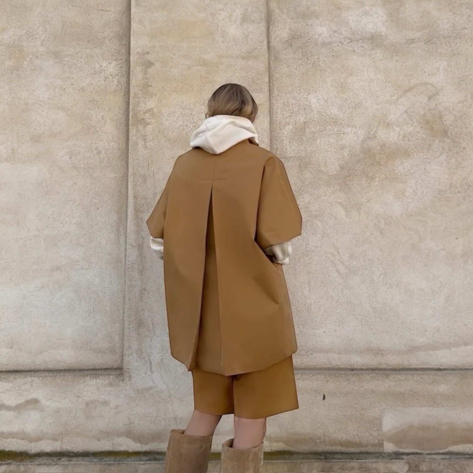 Crowd Short Mok Coat Coffee